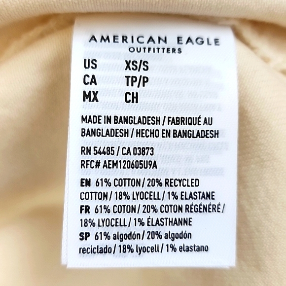 American Eagle Denim Button-Up Shirt Cropped - Picture 9 of 10